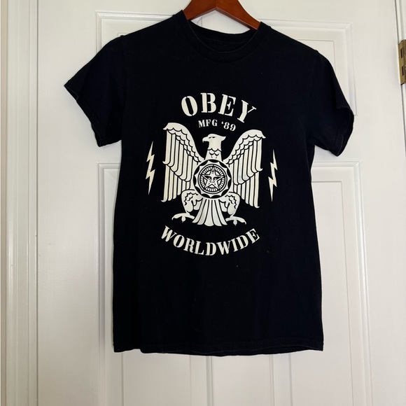 Obey black worldwide Crewneck Tee - Picture 1 of 7